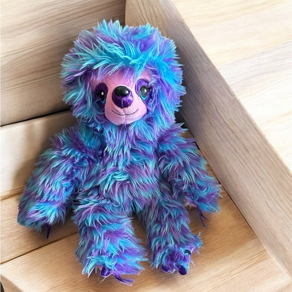 Build-A-Bear Workshop Shaggy Sloth in Turquoise - Picture 1 of 7